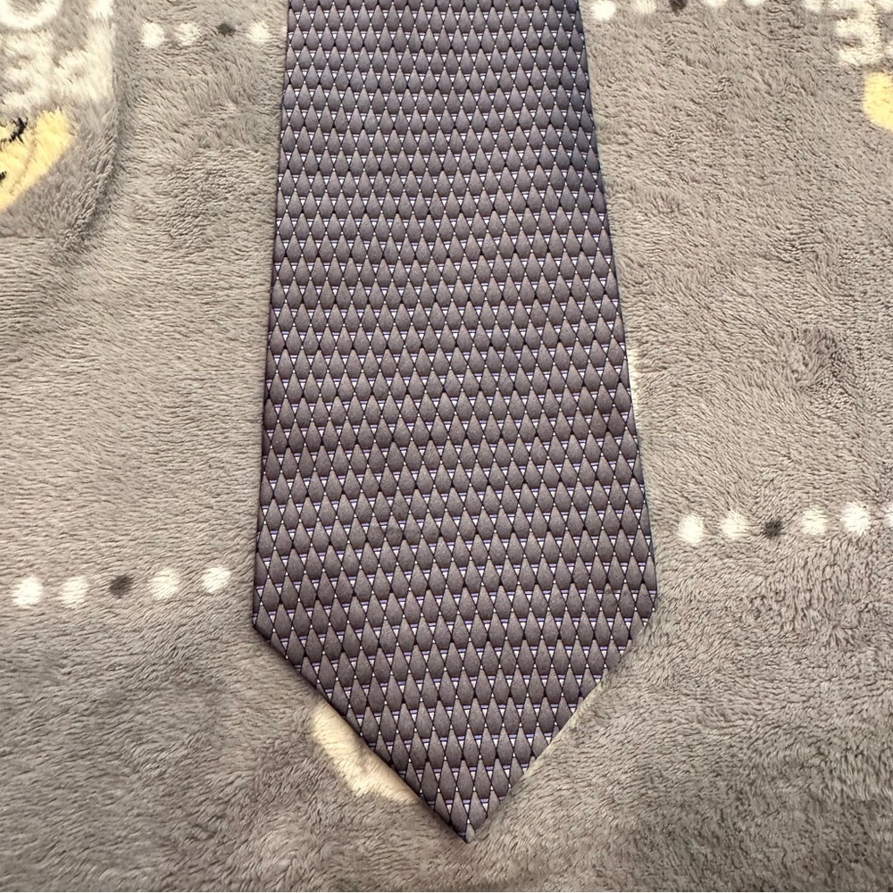 Ziggurat 100% Silk Diamond Print Tie